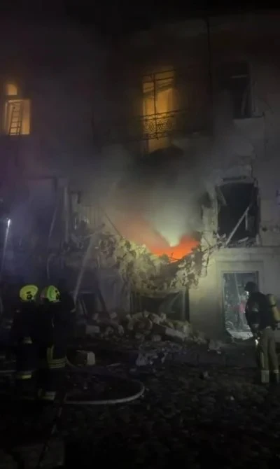 Армія РФ масовано атакувала Одесу: є влучання у житловий комплекс і постраждалі (фото)