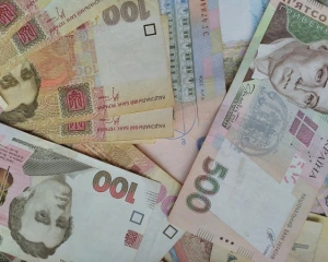 Прем'єр відповів, чи вистачить грошей на виплати військовим